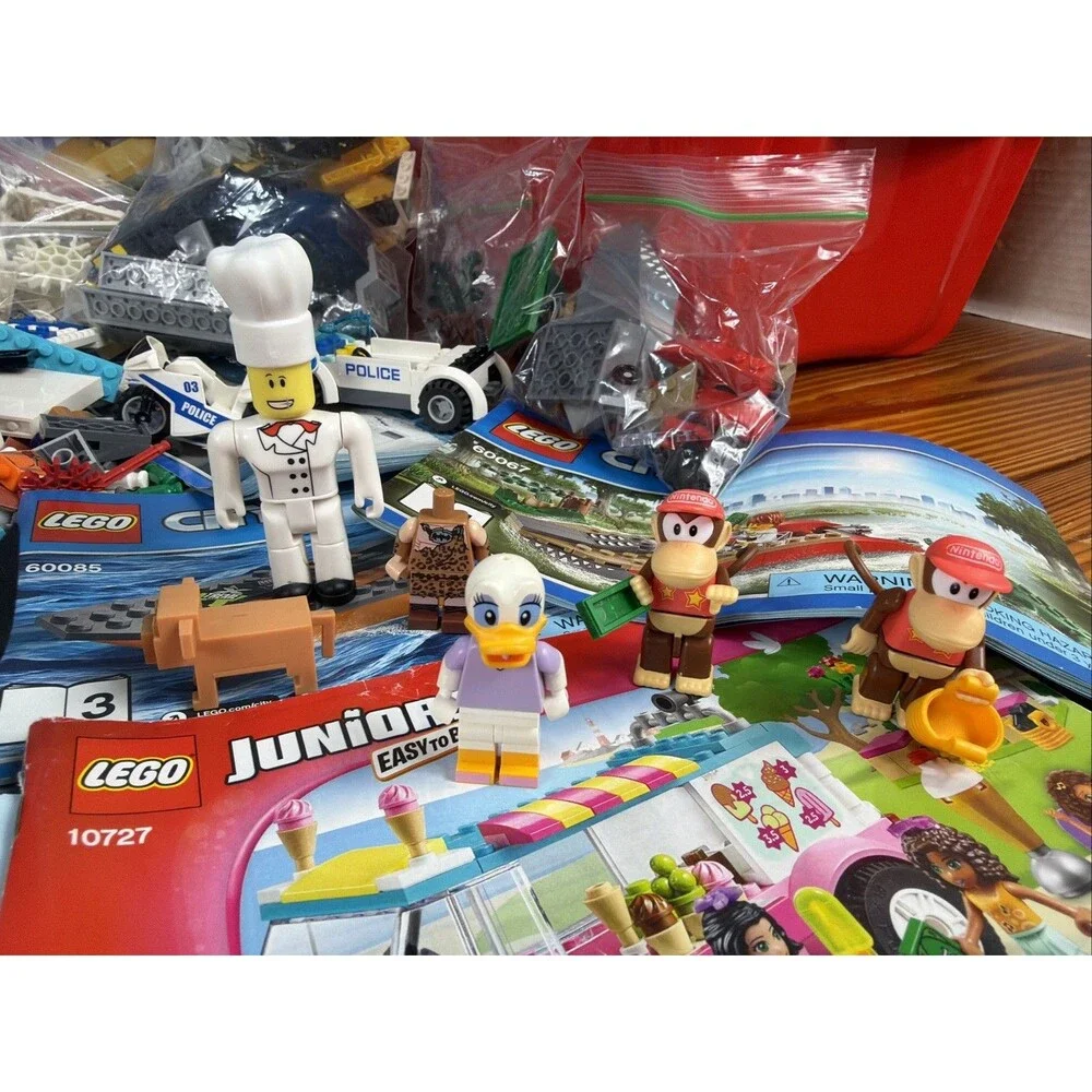 LEGO LOT-Sets (Lego City, Scooby-Doo, Friends Friendship Tree House etc) RETIRED